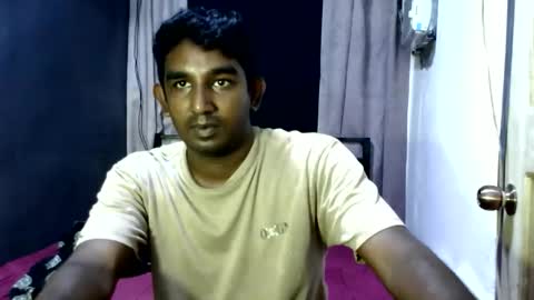 rayvienn online show from May 2026 12:21:02 PM