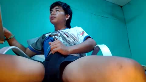 Snapshot of pinoymonstercock_xx chatting on September 2025 05:53:02 AM WIN WIN JAY AR online show from September 2025 05:53:02 AM