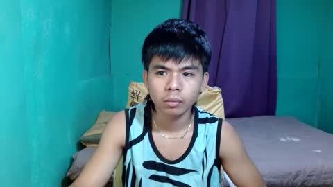 Snapshot of pinoymonstercock_xx chatting on October 2025 06:35:02 AM WIN WIN JAY AR online show from October 2025 06:35:02 AM