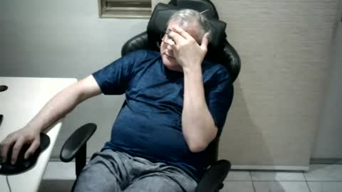 piovesanes online show from October 2025 01:47:01 AM