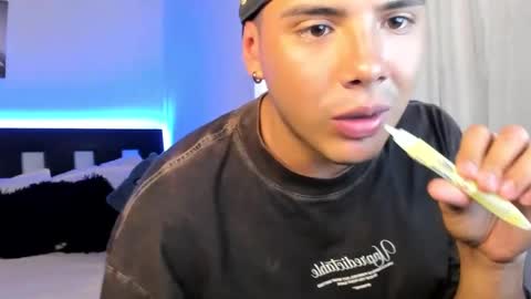 Snapshot of piperodriguez_ chatting on January 2025 03:55:01 PM Pipe Rodriguez online show from January 2025 03:55:01 PM