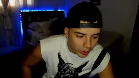 Snapshot of piperodriguez_ chatting on January 2025 09:40:01 PM Pipe Rodriguez online show from January 2025 09:40:01 PM