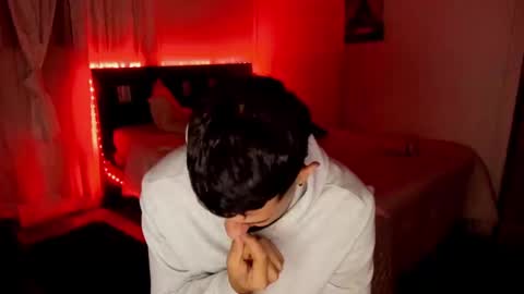 Snapshot of piperodriguez_ chatting on January 2025 06:01:02 AM Pipe Rodriguez online show from January 2025 06:01:02 AM