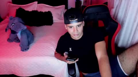 Snapshot of piperodriguez_ chatting on February 2025 02:08:02 AM Pipe Rodriguez online show from February 2025 02:08:02 AM