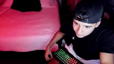 Snapshot of piperodriguez_ chatting on February 2025 07:07:01 AM Pipe Rodriguez online show from February 2025 07:07:01 AM