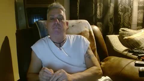 Snapshot of pirate334 chatting on December 2025 02:31:02 AM pirate334 online show from December 2025 02:31:02 AM