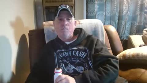 Snapshot of pirate334 chatting on February 2026 11:28:02 PM pirate334 online show from February 2026 11:28:02 PM