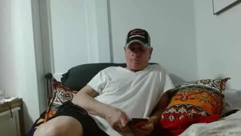 pirate334 online show from May 2026 01:35:01 AM