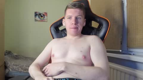 Snapshot of pirremeow chatting on December 2024 02:51:01 AM Pierre online show from December 2024 02:51:01 AM