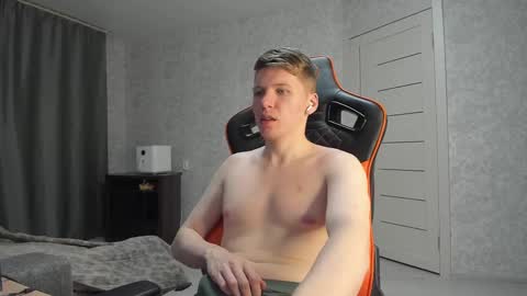 Snapshot of pirremeow chatting on February 2025 03:42:01 AM Pierre online show from February 2025 03:42:01 AM