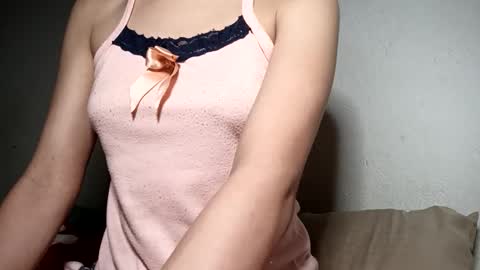 Snapshot of piscis_dreams chatting on February 2025 12:11:01 AM PiscisDreams online show from February 2025 12:11:01 AM