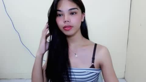 The Girl Named Eyve online show from April 2026 05:21:01 PM