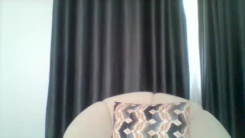 Snapshot of pixie_roman chatting on November 2025 08:14:01 AM Majesty online show from November 2025 08:14:01 AM