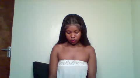 Snapshot of pixie_roman chatting on January 2026 02:47:01 AM Majesty online show from January 2026 02:47:01 AM