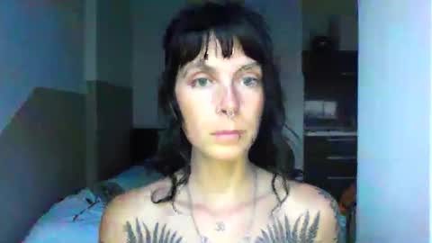 pixiecatfairy online show from October 2025 03:45:02 PM