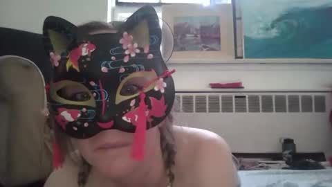 Snapshot of pixiecunt chatting on April 2026 10:59:02 PM pixiecunt online show from April 2026 10:59:02 PM