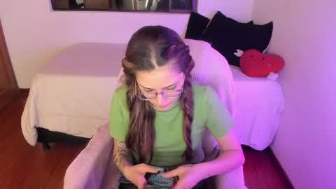 pixie online show from May 2026 06:32:03 AM