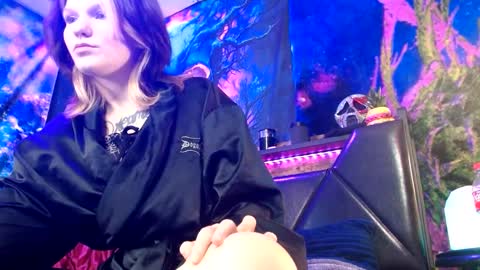 Snapshot of pixiedustslove chatting on September 2025 03:39:02 AM Pixie dust online show from September 2025 03:39:02 AM