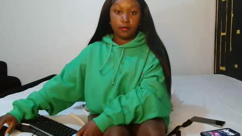 Snapshot of pixietease1 chatting on May 2026 03:40:02 PM pixietease1 online show from May 2026 03:40:02 PM