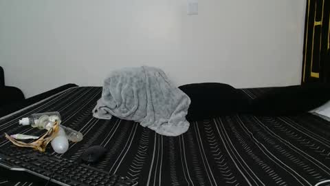 Snapshot of pixietease1 chatting on May 2026 06:42:01 AM pixietease1 online show from May 2026 06:42:01 AM