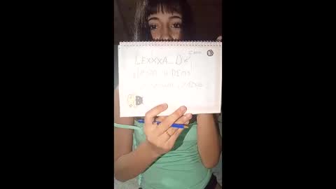 Snapshot of pixxie_love chatting on February 2026 02:55:02 AM pixxie_love online show from February 2026 02:55:02 AM