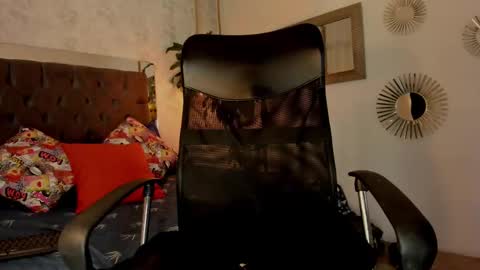 cris online show from February 2025 07:34:01 AM