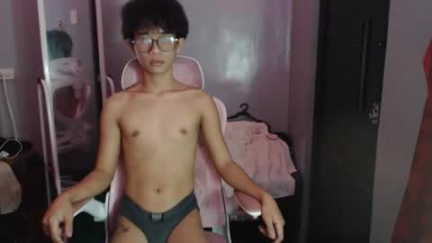 Snapshot of pixydust_69 chatting on November 2025 11:21:02 AM pixydust_69 online show from November 2025 11:21:02 AM