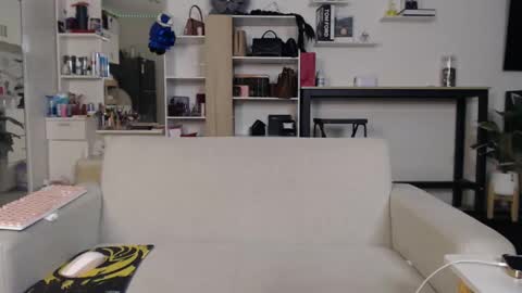 plasticgirll online show from February 2025 05:25:02 PM