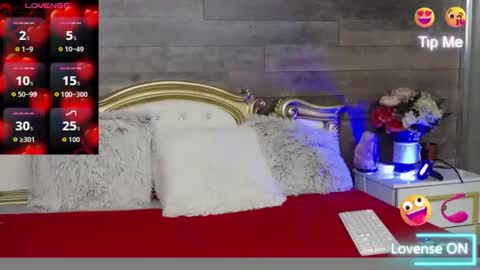 PlayfulSamy online show from November 2025 04:22:01 AM