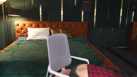 Lana online show from April 2026 10:15:02 AM