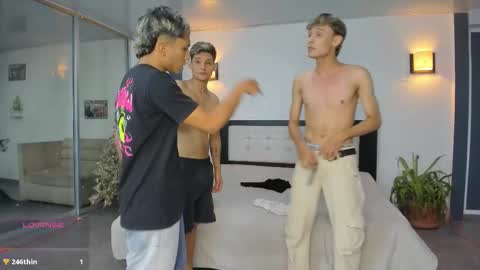   online show from November 2025 11:19:02 PM