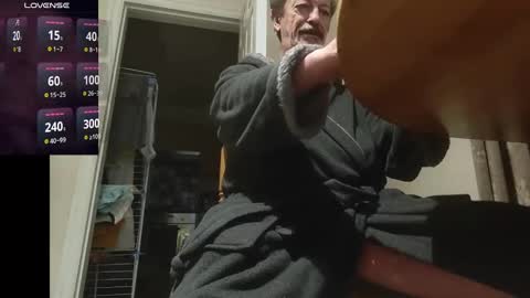 Snapshot of playme828530 chatting on January 2025 01:52:01 AM Play Me online show from January 2025 01:52:01 AM