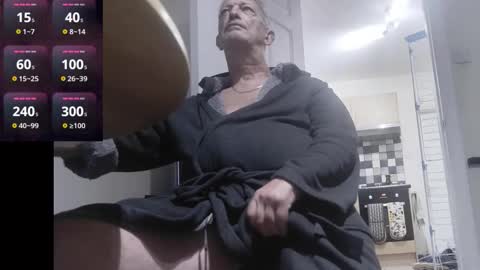 Snapshot of playme828530 chatting on October 2025 11:38:01 PM Play Me online show from October 2025 11:38:01 PM