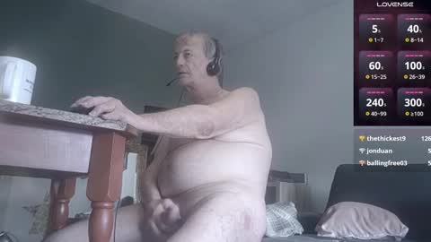 Snapshot of playme828530 chatting on February 2026 01:10:01 PM Play Me online show from February 2026 01:10:01 PM