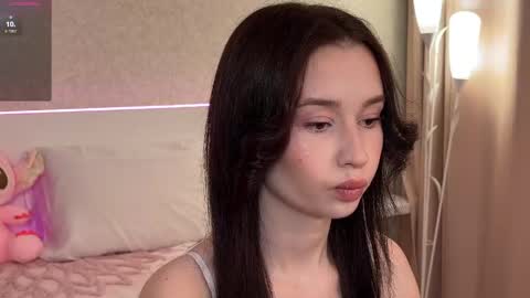 Simona and Bonnie online show from April 2026 02:56:01 PM