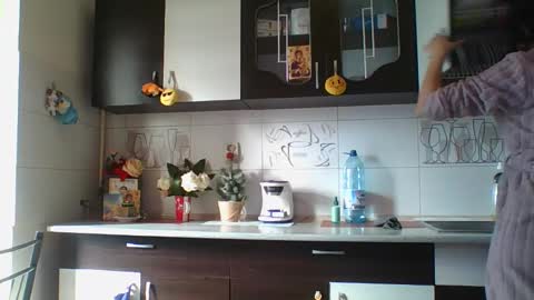 Snapshot of pleas3s_sweet chatting on February 2025 11:24:02 AM pleas3s_sweet online show from February 2025 11:24:02 AM