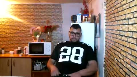 Snapshot of pleas3s_sweet chatting on February 2026 09:08:02 AM pleas3s_sweet online show from February 2026 09:08:02 AM