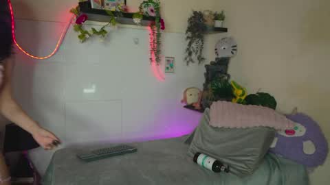 Jessi Alex online show from May 2026 11:38:01 AM