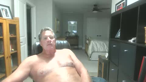 Snapshot of pleeeezeher chatting on September 2025 02:27:02 AM pleeeezeher online show from September 2025 02:27:02 AM