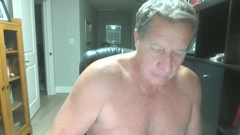 Snapshot of pleeeezeher chatting on October 2025 12:29:01 AM pleeeezeher online show from October 2025 12:29:01 AM