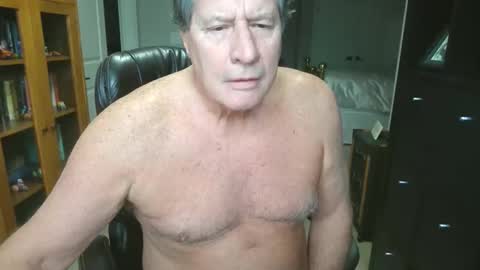 Snapshot of pleeeezeher chatting on February 2026 09:33:02 PM pleeeezeher online show from February 2026 09:33:02 PM