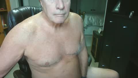 Snapshot of pleeeezeher chatting on February 2026 09:23:01 PM pleeeezeher online show from February 2026 09:23:01 PM