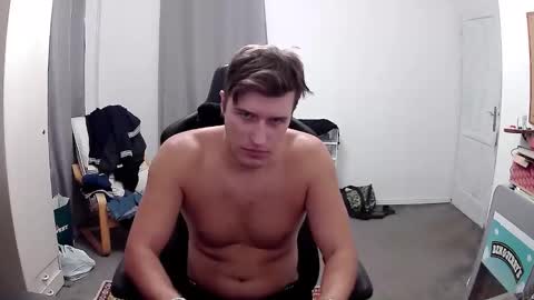 plkrisztian online show from October 2025 07:54:01 PM