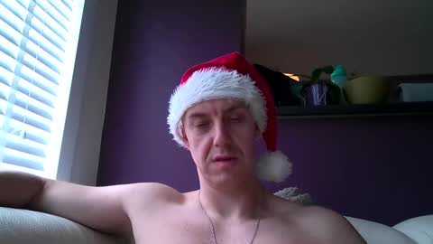 Snapshot of ploki2000 chatting on December 2024 10:06:02 AM Kevin online show from December 2024 10:06:02 AM