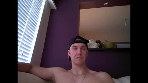 Snapshot of ploki2000 chatting on January 2025 03:03:01 PM Kevin online show from January 2025 03:03:01 PM