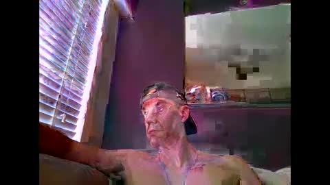 Snapshot of ploki2000 chatting on February 2025 02:34:02 PM Kevin online show from February 2025 02:34:02 PM