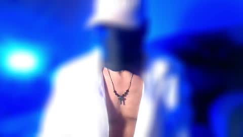 Snapshot of plush73 chatting on January 2025 04:43:01 AM StraightPlush online show from January 2025 04:43:01 AM