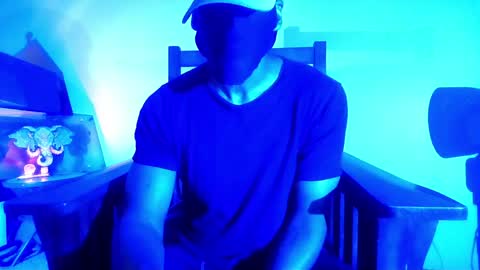 StraightPlush online show from May 2026 01:13:01 AM