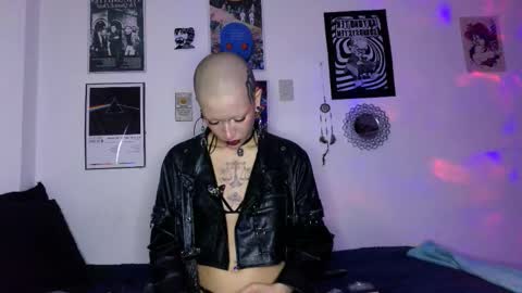    online show from November 2025 02:58:01 AM