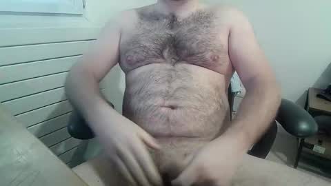 Snapshot of poazergg95 chatting on January 2026 08:52:01 AM poazergg95 online show from January 2026 08:52:01 AM